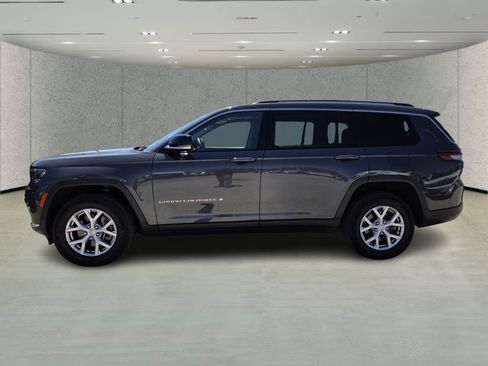 Used 2022 Jeep Grand Cherokee L Limited image 6