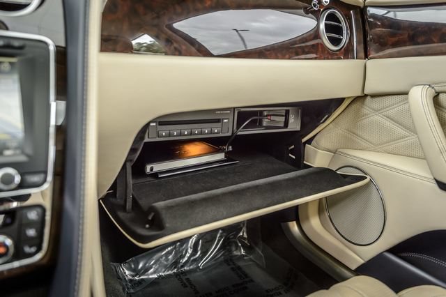 Used 2014 Bentley Flying Spur W12 AWD/4WD image 25