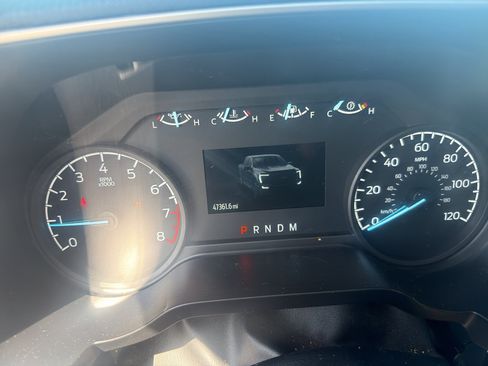 Used 2022 Ford F150 XL w/ STX Appearance Package RWD image 9