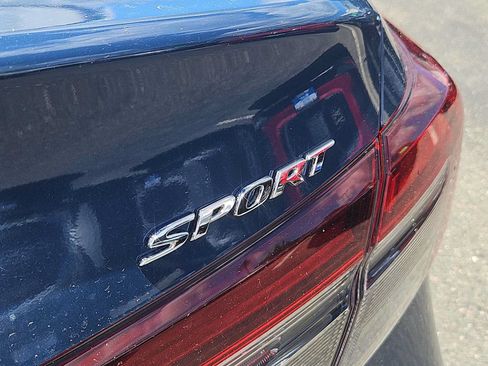 Certified 2025 Honda Civic Sport image 12