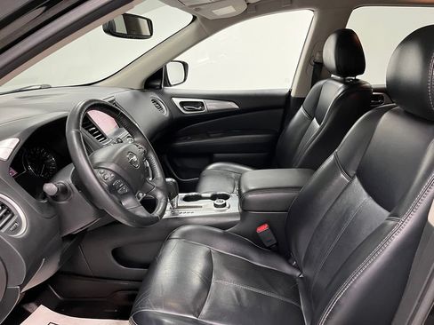 Used 2019 Nissan Pathfinder SL AWD/4WD image 21