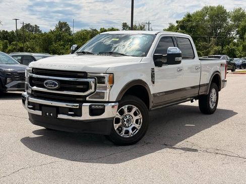 Used 2022 Ford F250 King Ranch w/ King Ranch Ultimate Package AWD/4WD image 3