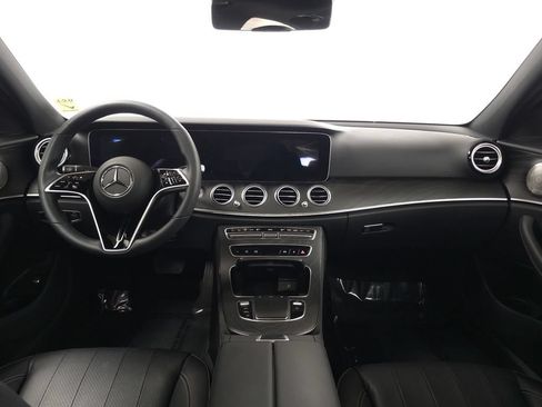 Certified 2022 Mercedes-Benz E 350 4MATIC Sedan image 25