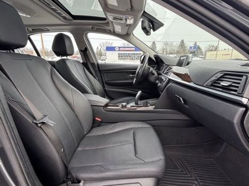 Used 2014 BMW 320i xDrive Sedan image 13
