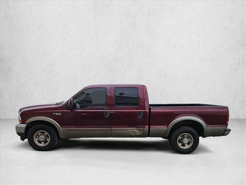 Used 2004 Ford F250 Lariat image 2