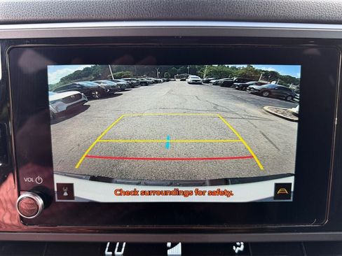 Certified 2025 Toyota Tundra SR w/ SR Tow Package AWD/4WD image 20