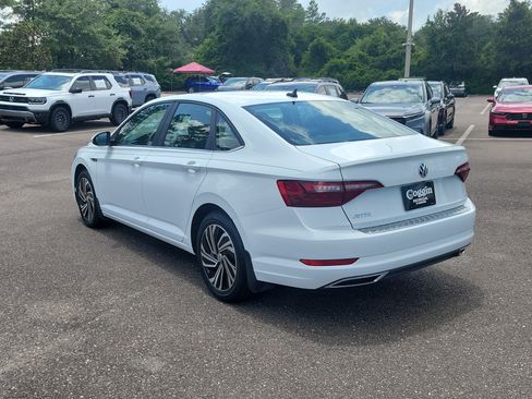 Used 2021 Volkswagen Jetta SEL Premium FWD image 3