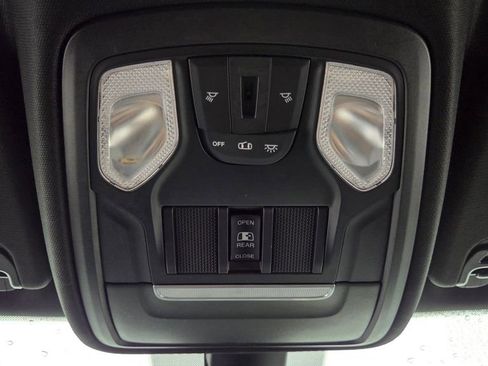Used 2021 RAM 1500 Big Horn AWD/4WD image 27