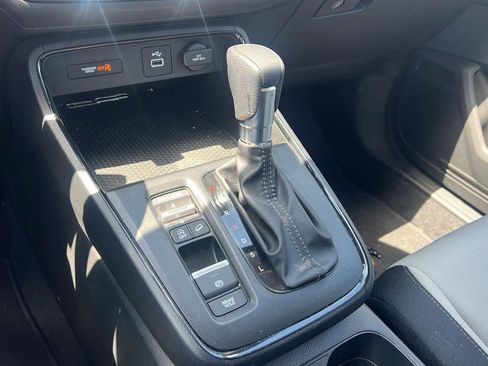 Used 2023 Honda CR-V LX image 14