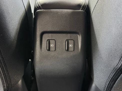 Used 2023 Nissan Kicks SV FWD image 22