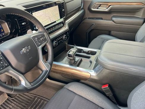 Used 2024 Chevrolet Silverado 1500 RST RWD image 10