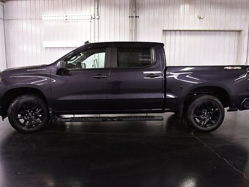 Used 2022 Chevrolet Silverado 1500 Custom image 4