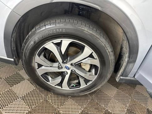 Used 2020 Subaru Outback Limited AWD/4WD image 32