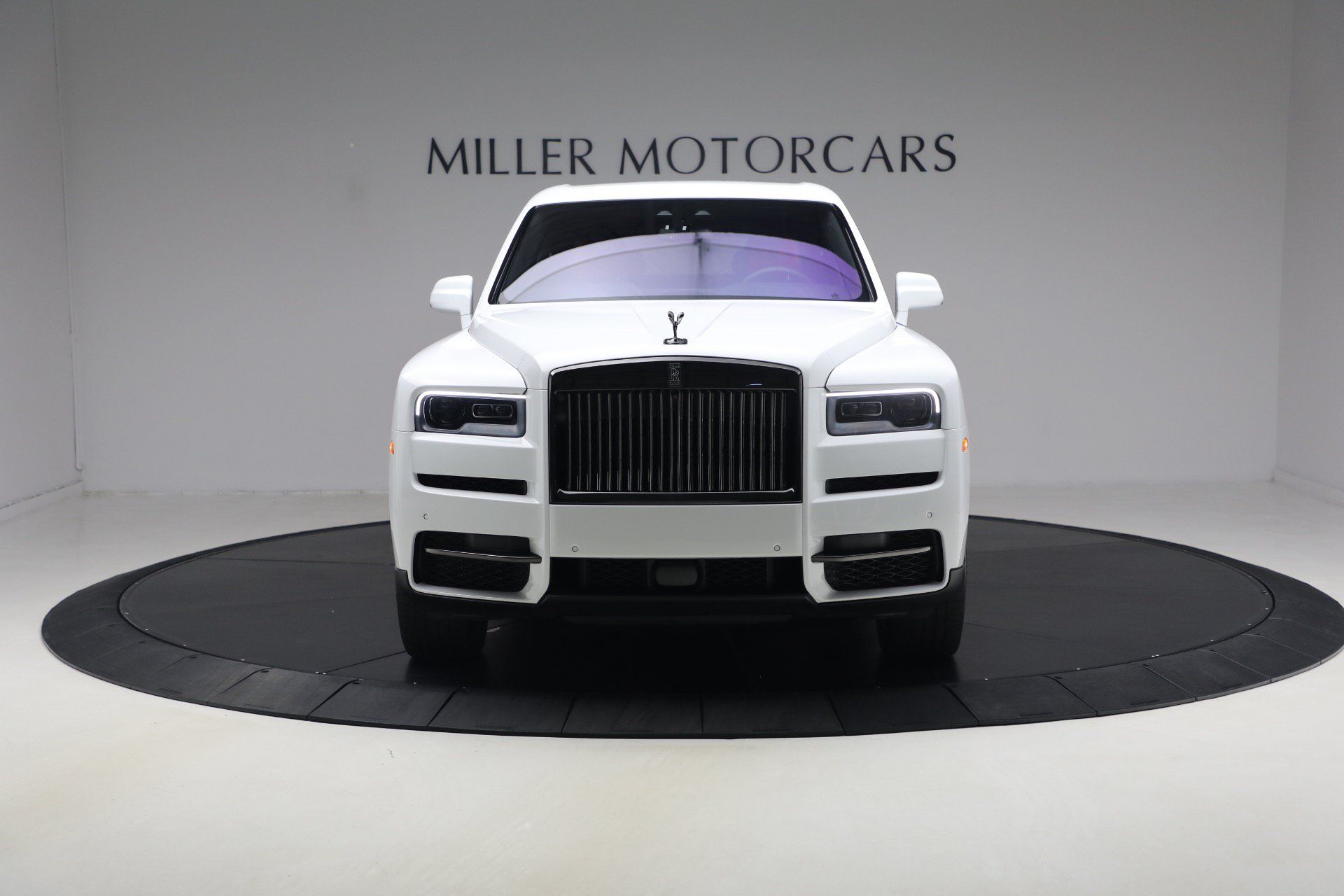 Certified 2020 Rolls-Royce Cullinan Black Badge AWD/4WD image 5