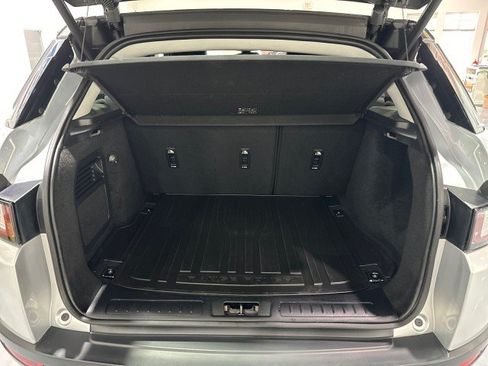 Used 2019 Land Rover Range Rover Evoque AWD/4WD image 35