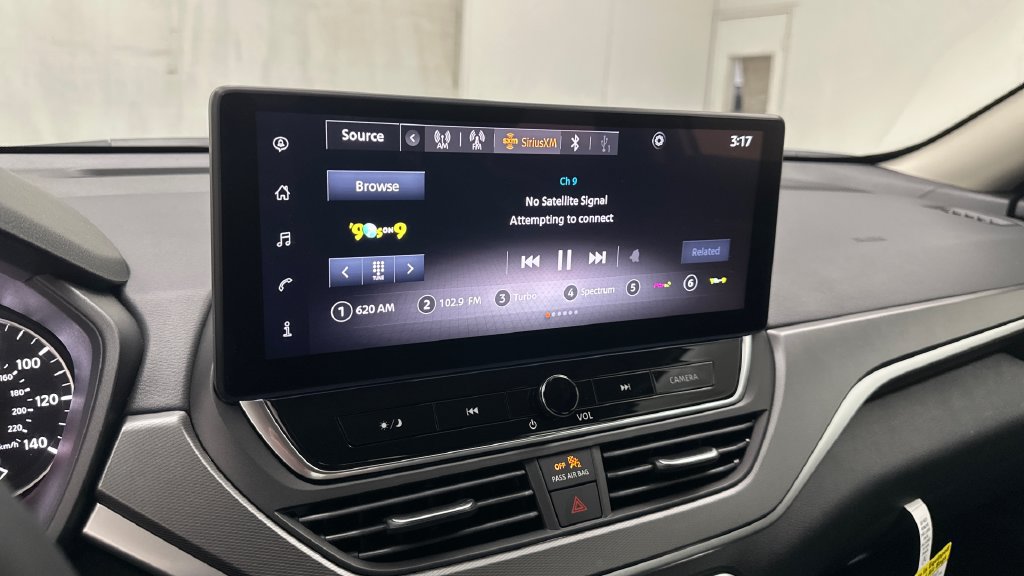 New 2026 Nissan Altima 2.5 SR AWD/4WD image 21