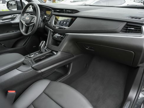 Used 2023 Cadillac XT5 Sportv w/ Technology Package image 38