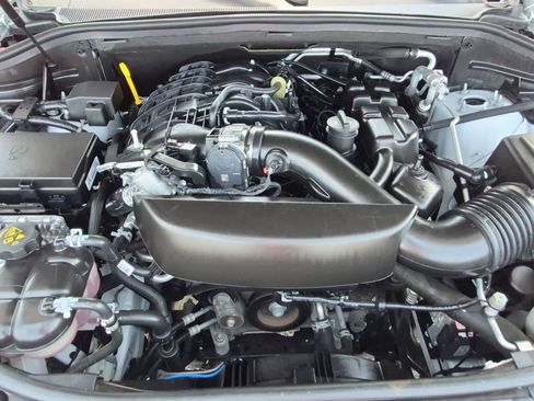 Used 2023 Dodge Durango SXT RWD image 28