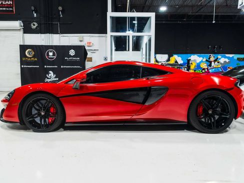 Used 2017 McLaren 570S Coupe RWD image 7