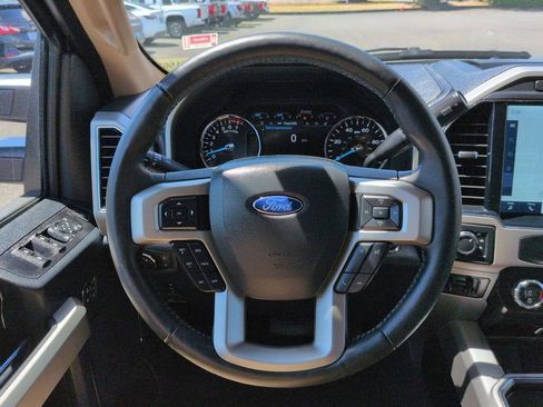 Used 2022 Ford F250 Lariat w/ Lariat Ultimate Package AWD/4WD image 13
