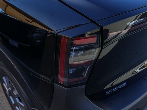 New 2026 Nissan Kicks S FWD image 7