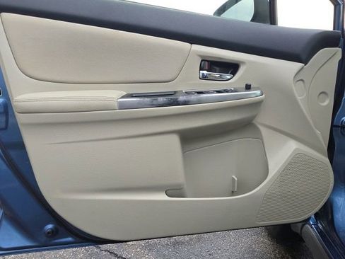 Used 2015 Subaru Crosstrek 2.0i Premium AWD/4WD image 11