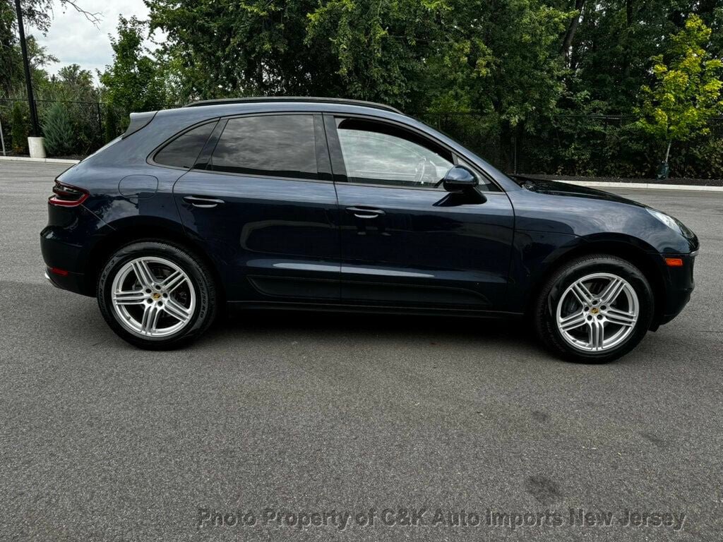 Used 2017 Porsche Macan AWD/4WD image 7
