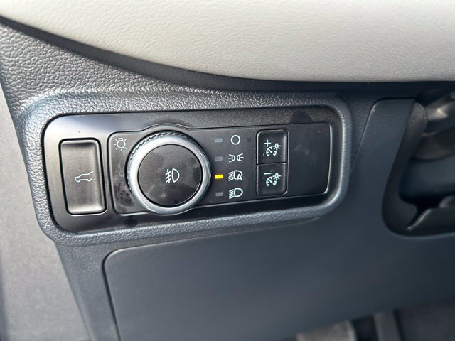 Used 2025 Ford Explorer Active w/ Active Comfort Package AWD/4WD image 26