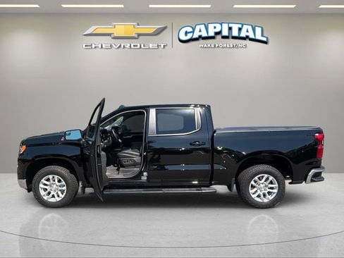 Used 2025 Chevrolet Silverado 1500 LT w/ Z71 Off-Road Package AWD/4WD image 9