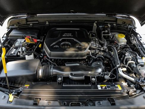 Used 2021 Jeep Wrangler Unlimited Willys image 7