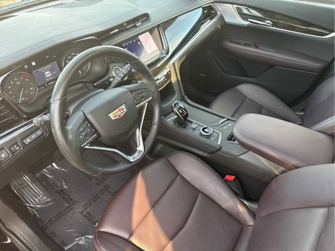 Used 2020 Cadillac XT6 Premium Luxury image 10