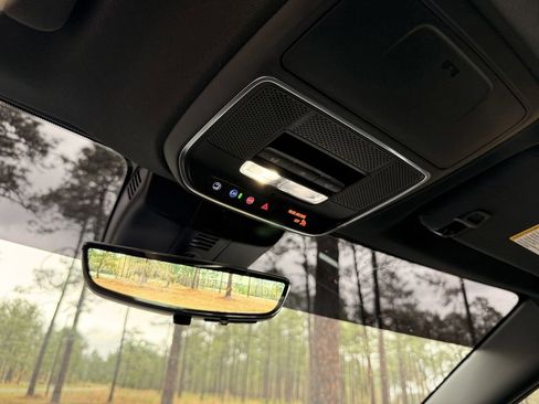 New 2026 GMC Acadia Denali w/ Super Cruise Package FWD image 26