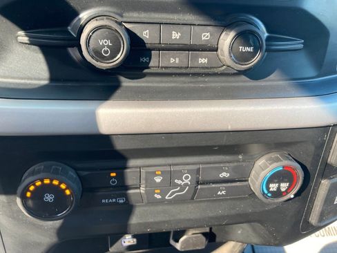 Used 2022 Ford F150 XLT w/ XTR Package image 25