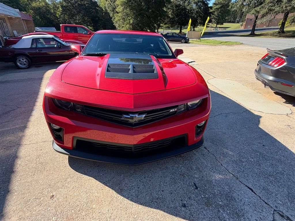 Used 2013 Chevrolet Camaro ZL1 RWD image 7
