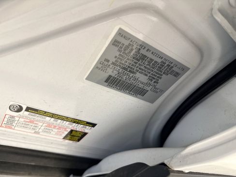 Used 2025 Nissan Kicks S AWD/4WD image 11