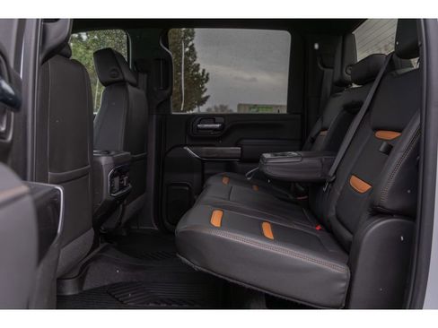 Used 2022 GMC Sierra 2500 AT4 w/ Gooseneck/5TH Wheel Package image 13