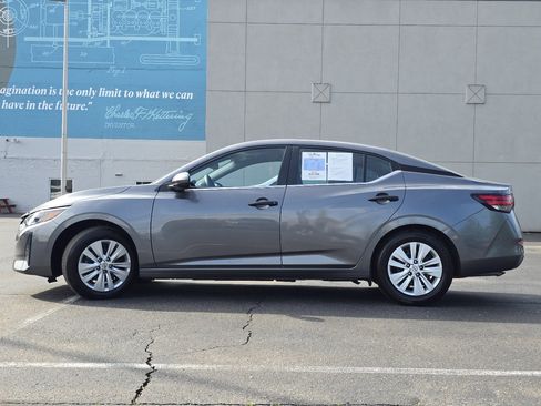 Used 2025 Nissan Sentra S FWD image 16