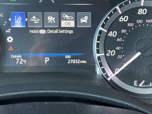 Used 2023 Toyota Highlander L FWD image 32