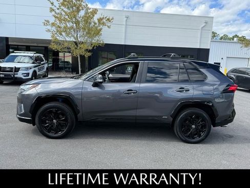 Used 2022 Toyota RAV4 XSE image 3