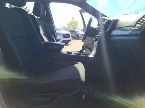 Used 2018 Jeep Grand Cherokee Laredo AWD/4WD image 18