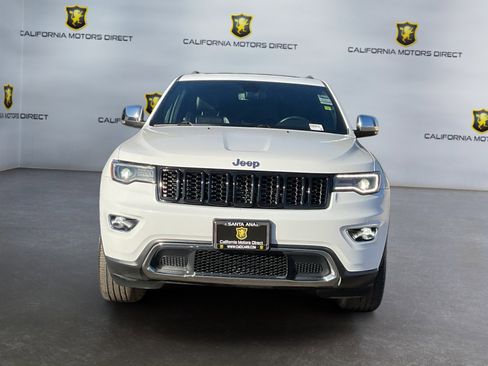 Used 2019 Jeep Grand Cherokee Limited w/ Luxury Group II image 2