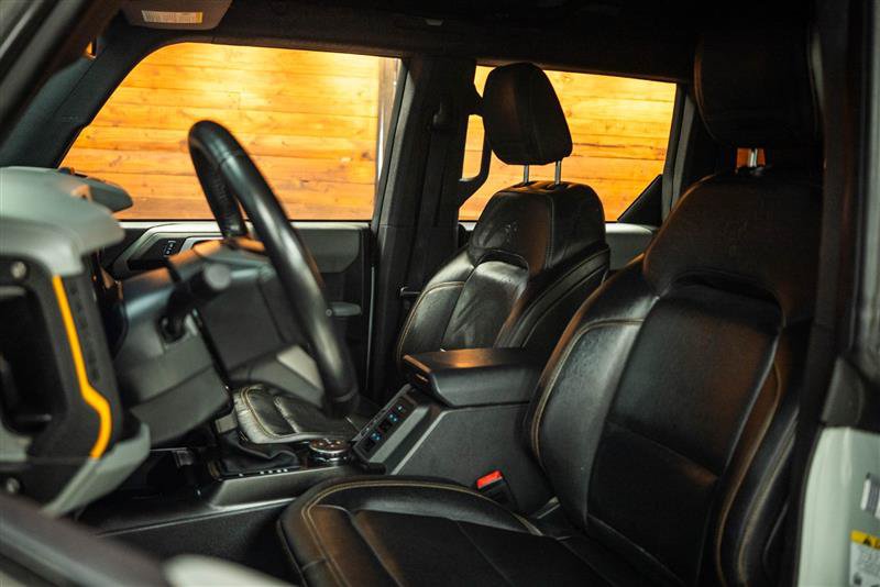 Used 2023 Ford Bronco Badlands AWD/4WD image 9