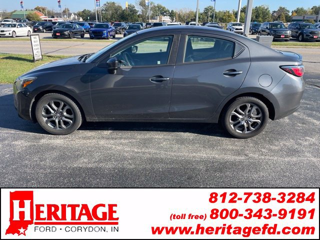 Used 2019 Toyota Yaris LE FWD image 1