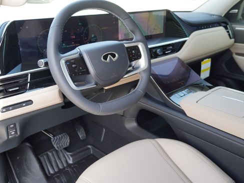 New 2026 INFINITI QX80 Pure w/ Cargo Package image 8