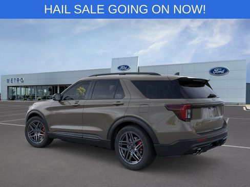 New 2026 Ford Explorer ST AWD/4WD image 4