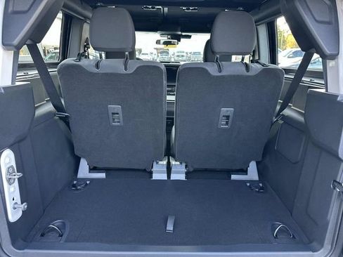 New 2025 Ford Bronco 2-Door image 19