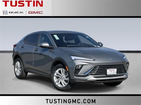 New 2025 Buick Envista Preferred image 1