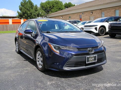 Used 2024 Toyota Corolla LE FWD image 12