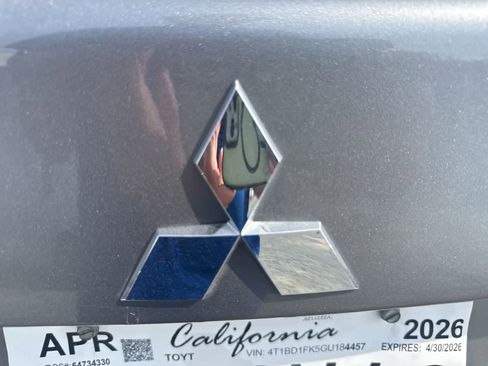 Used 2025 Mitsubishi Outlander Sport LE image 12