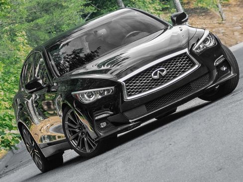 Used 2018 INFINITI Q50 Red Sport 400 w/ Sensory Package (Sport) image 21